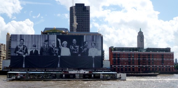 Varie-Sea_Containers_House_OXO_Tower_jubilee